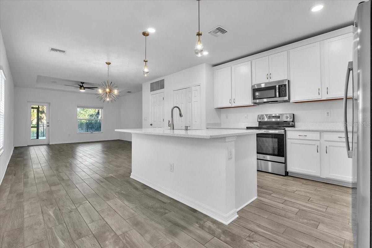 1992 SUNSET PRESERVE WAY