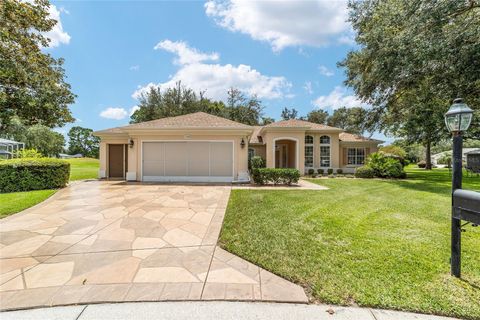 Photo of 12896 SE 91st Terrace Road, Summerfield, FL 34491 (MLS # OM707637)