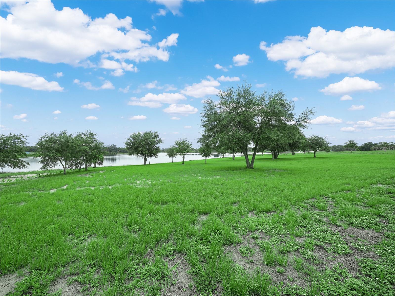 THREE LAKES ESTATES - Land