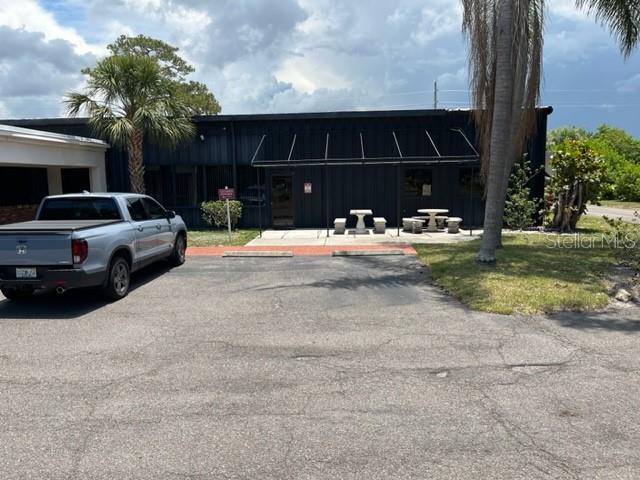 ROSELAND PARK 2 - Commercial Sale