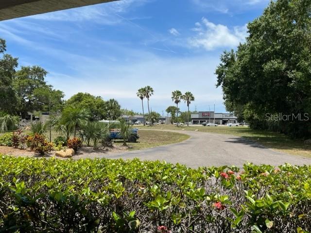 ROSELAND PARK 2 - Commercial Sale