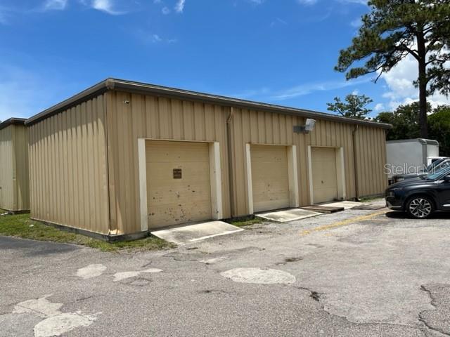 ROSELAND PARK 2 - Commercial Sale