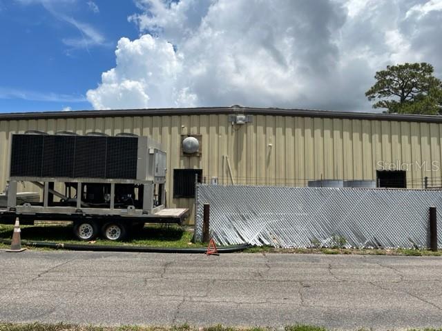 ROSELAND PARK 2 - Commercial Sale