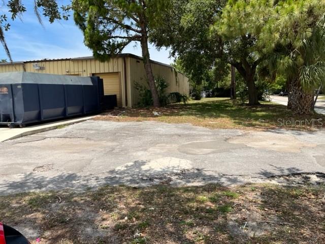 ROSELAND PARK 2 - Commercial Sale