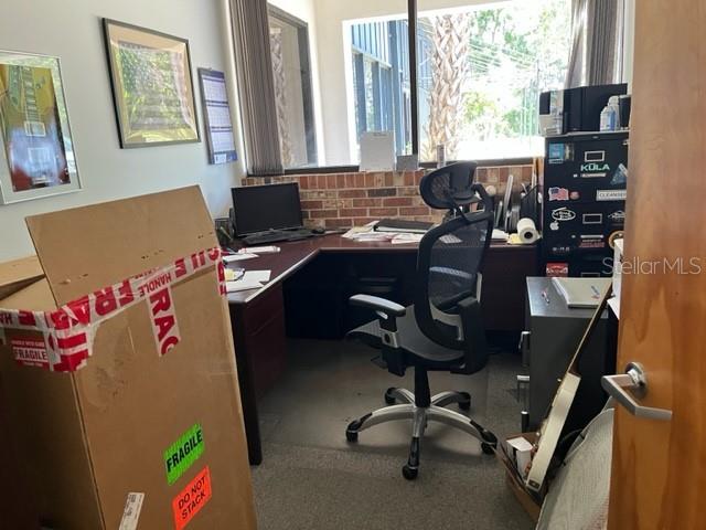 ROSELAND PARK 2 - Commercial Sale