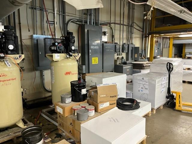 ROSELAND PARK 2 - Commercial Sale