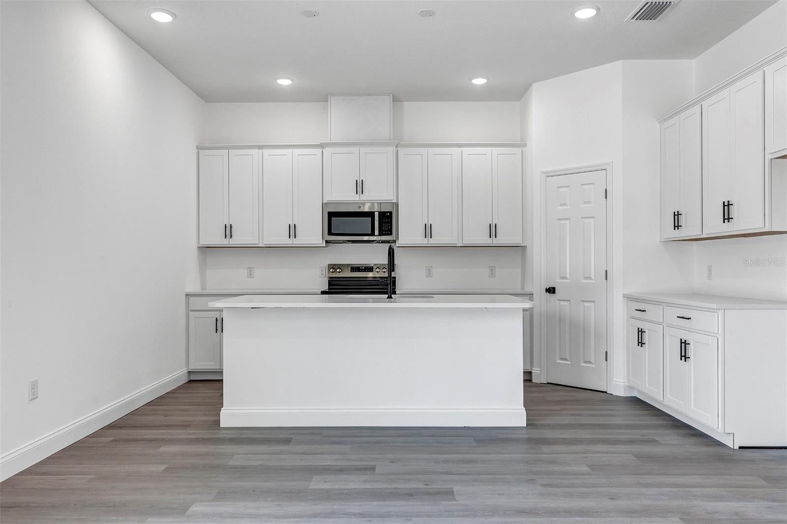 1306 EAST PARKWAY