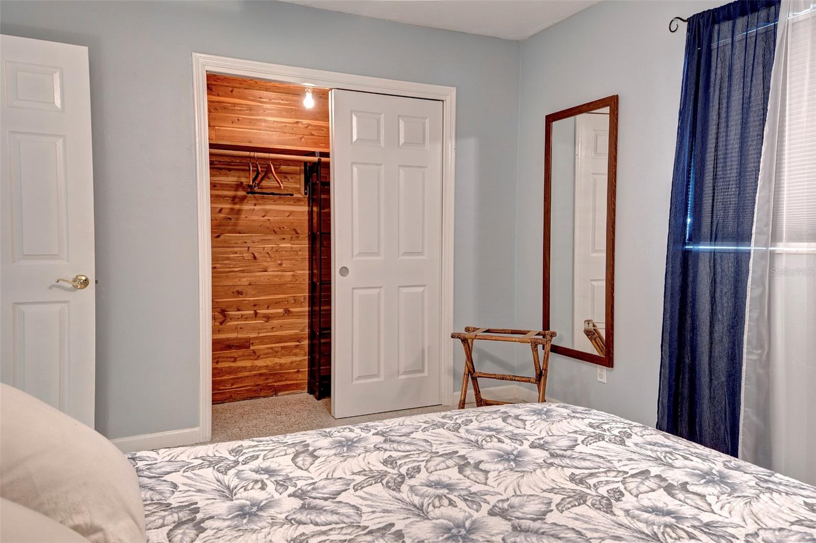 DESOTO TERRACE - Residential Lease