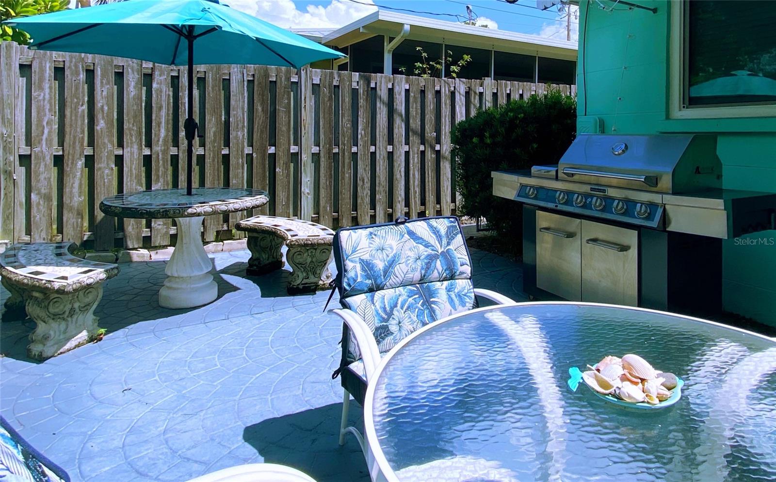 DESOTO TERRACE - Residential Lease