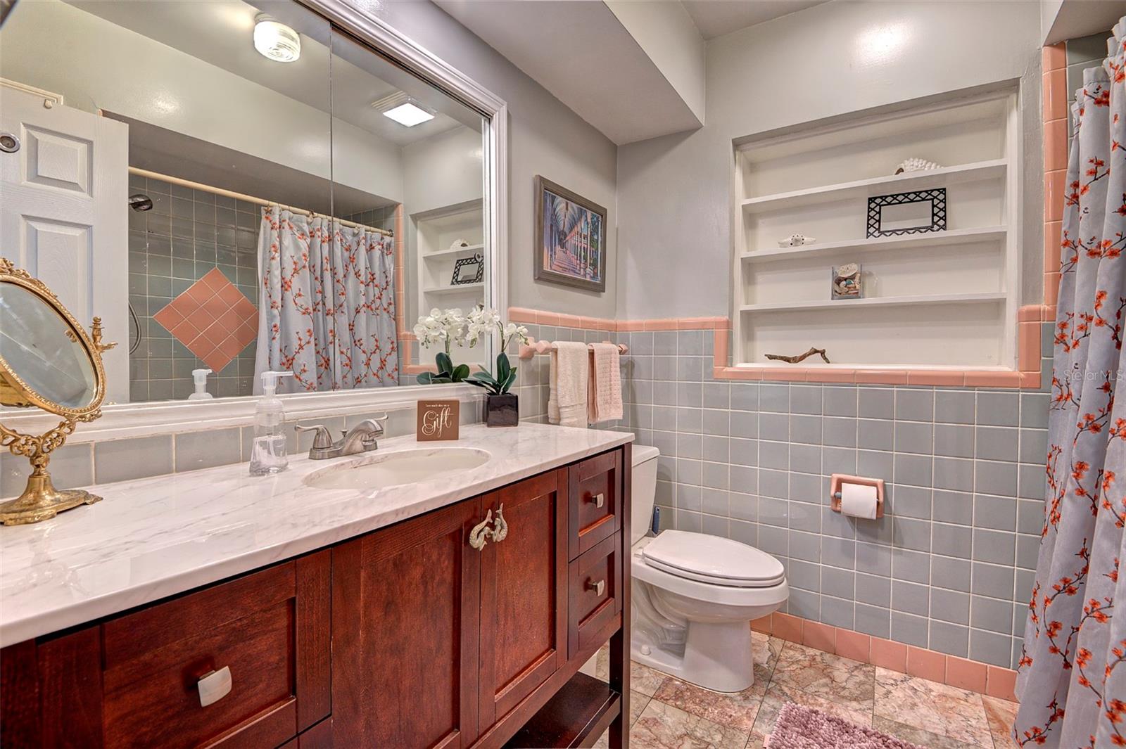 DESOTO TERRACE - Residential Lease