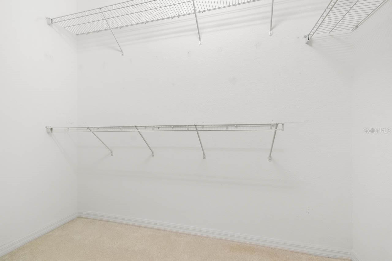 LYNDHURST CONDO - Residential