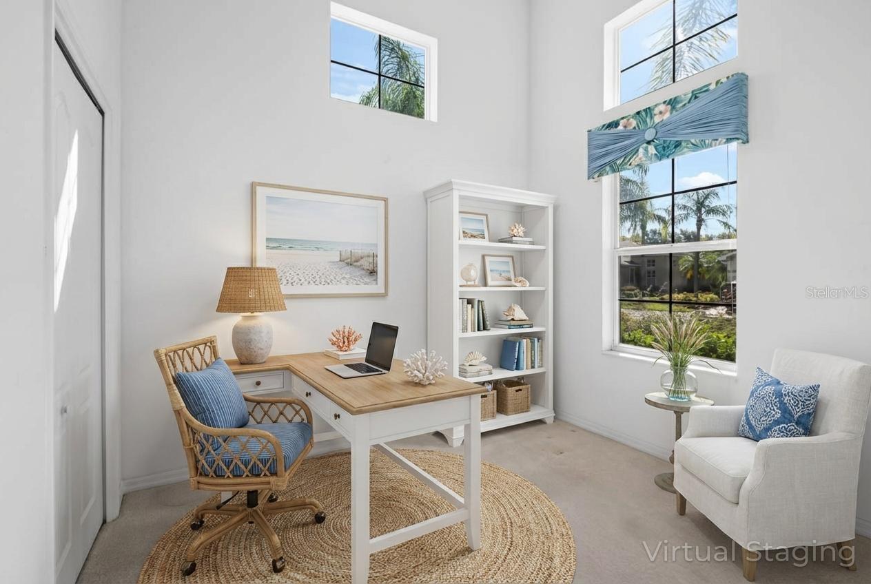 LYNDHURST CONDO - Residential