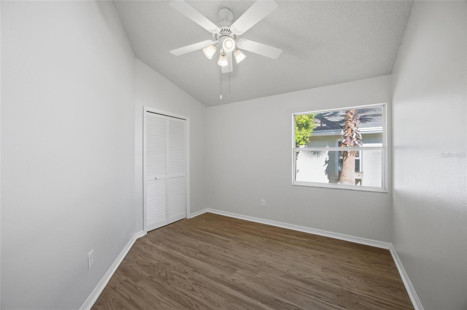 FIELDSTONE VILLAGE AT WOODFIELD - Residential