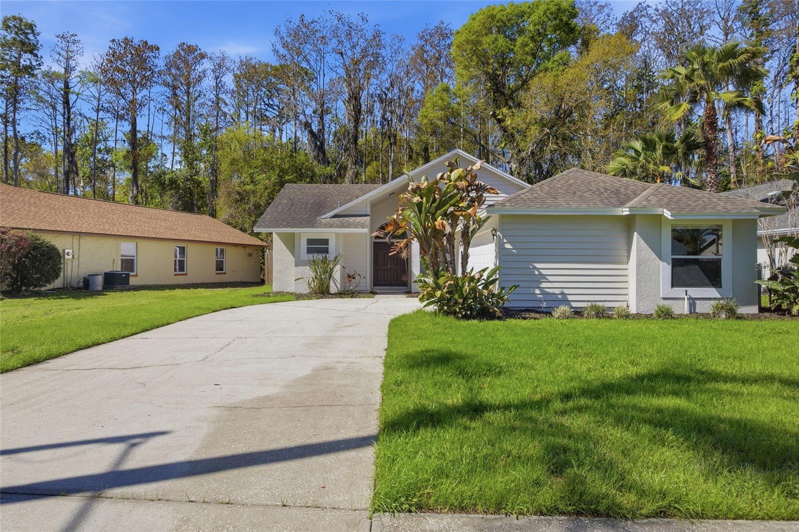 FIELDSTONE VILLAGE AT WOODFIELD - Residential