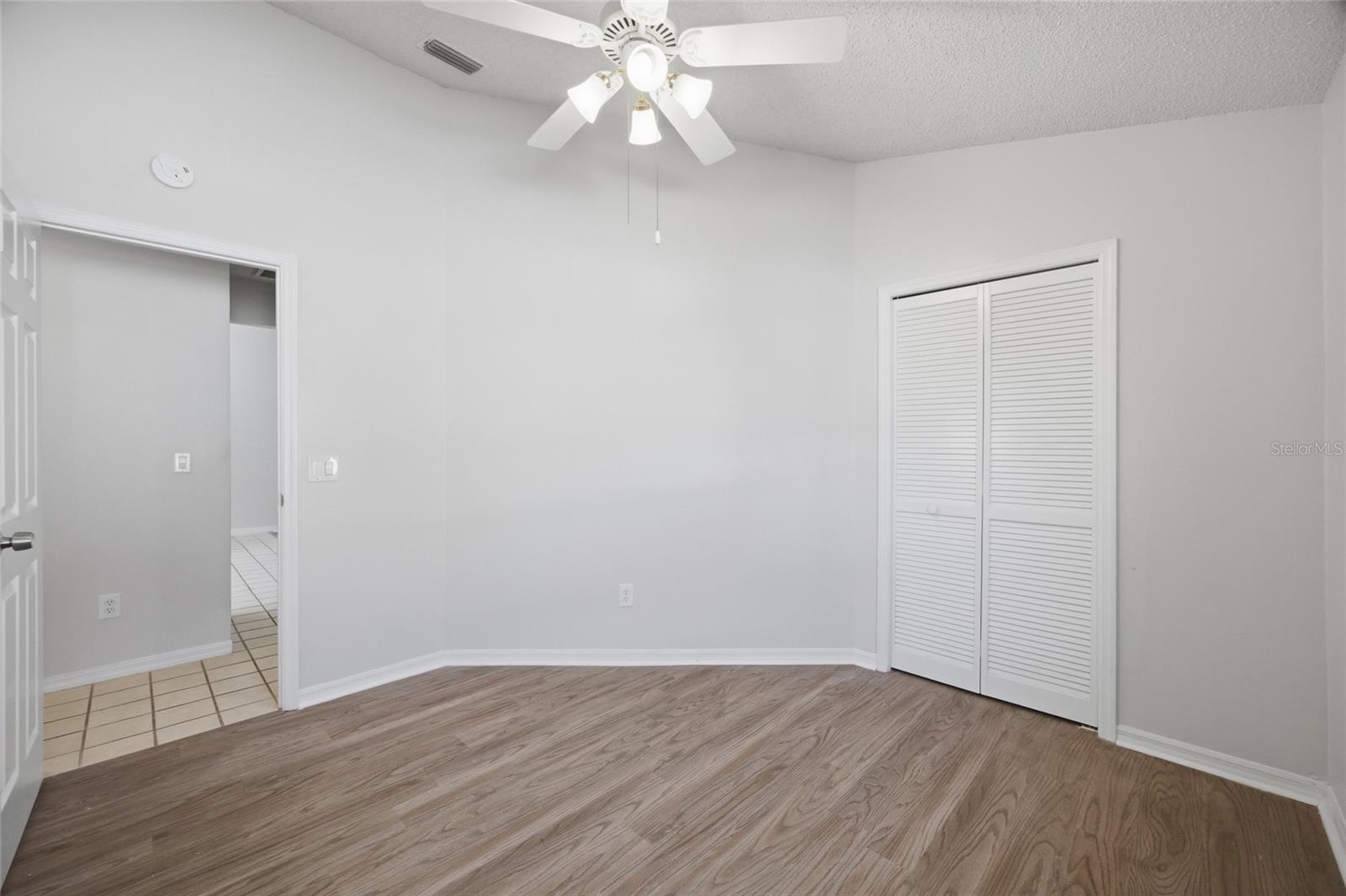 FIELDSTONE VILLAGE AT WOODFIELD - Residential