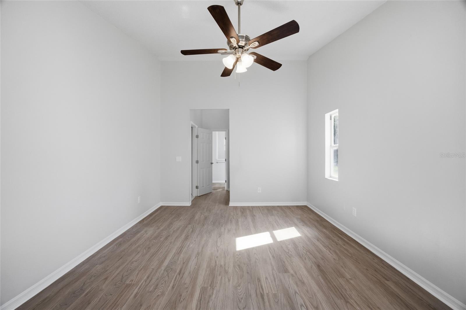 FIELDSTONE VILLAGE AT WOODFIELD - Residential