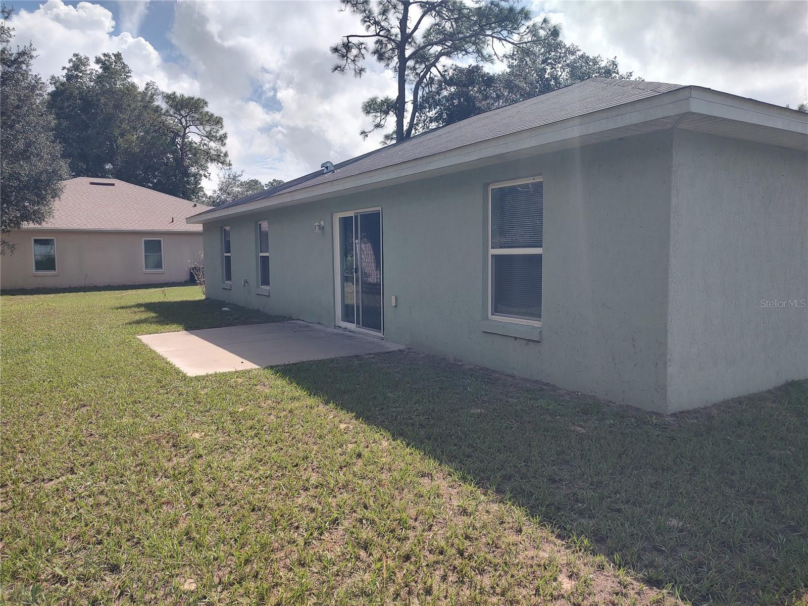 MARION OAKS UN 10 - Residential Lease