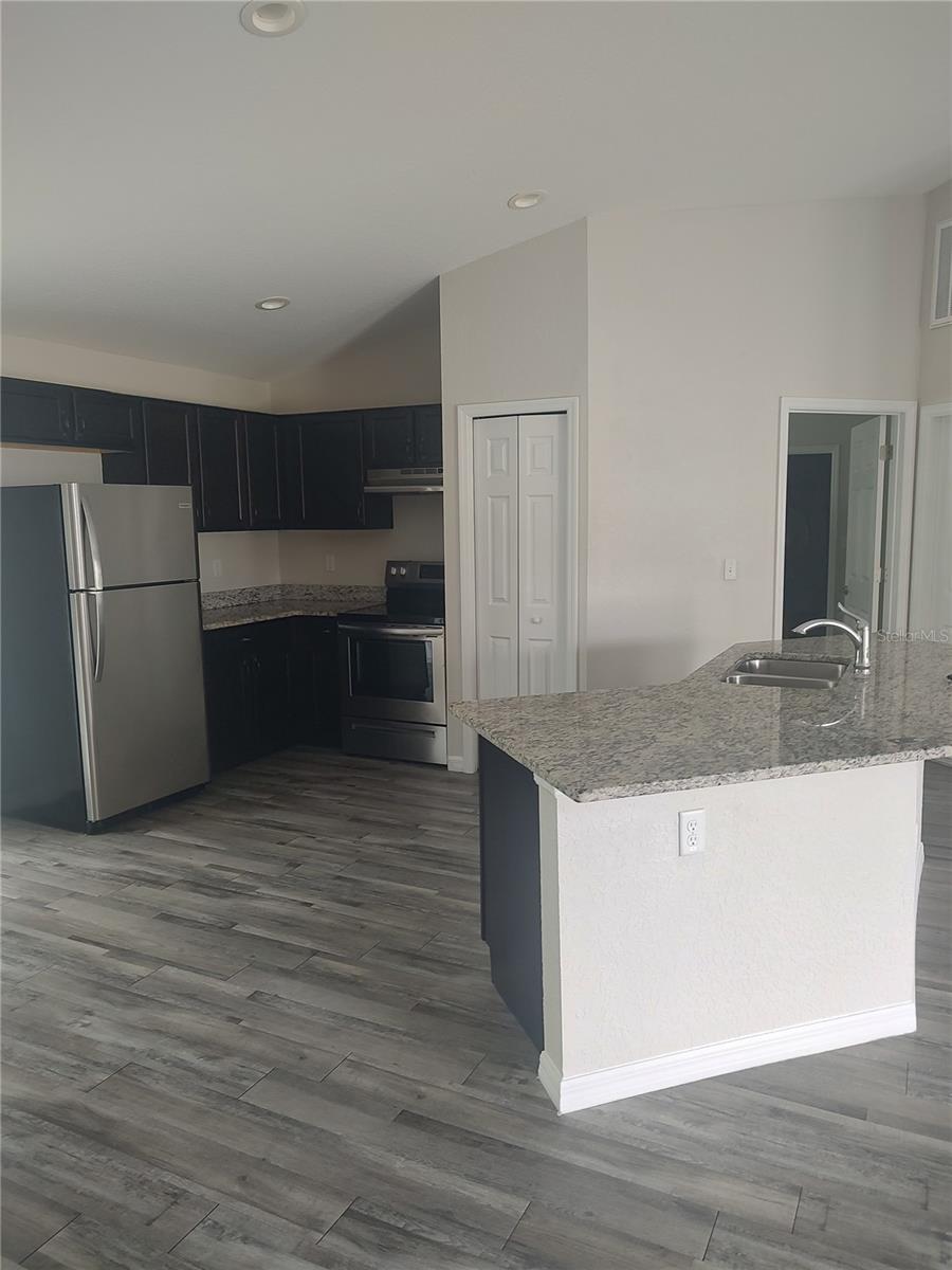 MARION OAKS UN 10 - Residential Lease