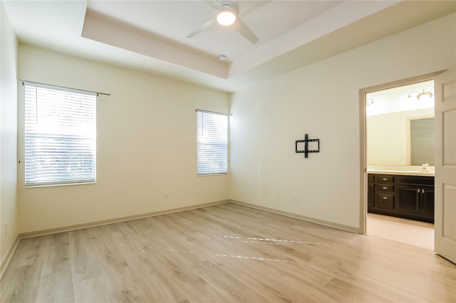 WINDSOR SQUARE - Residential