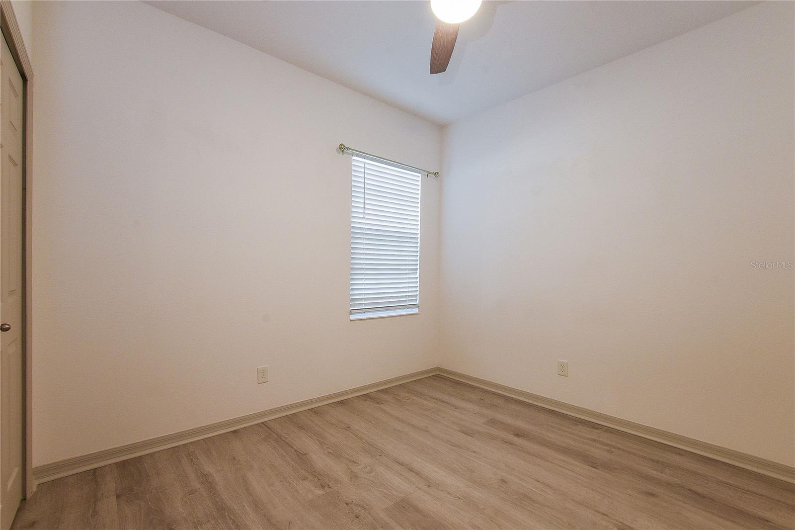 WINDSOR SQUARE - Residential