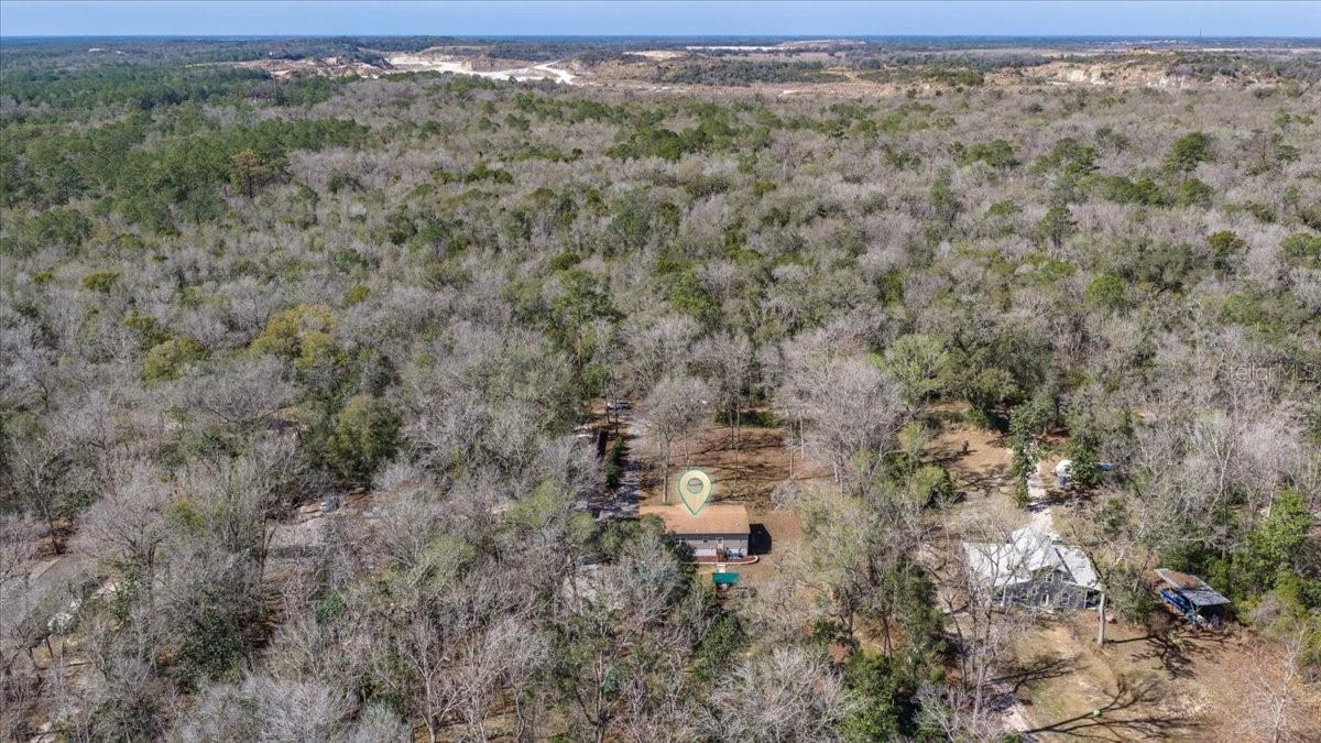 S1/2 OF N1/2 OF NW1/4 OF SE1/4 OF SW1/4 ORB 541 PG - Residential