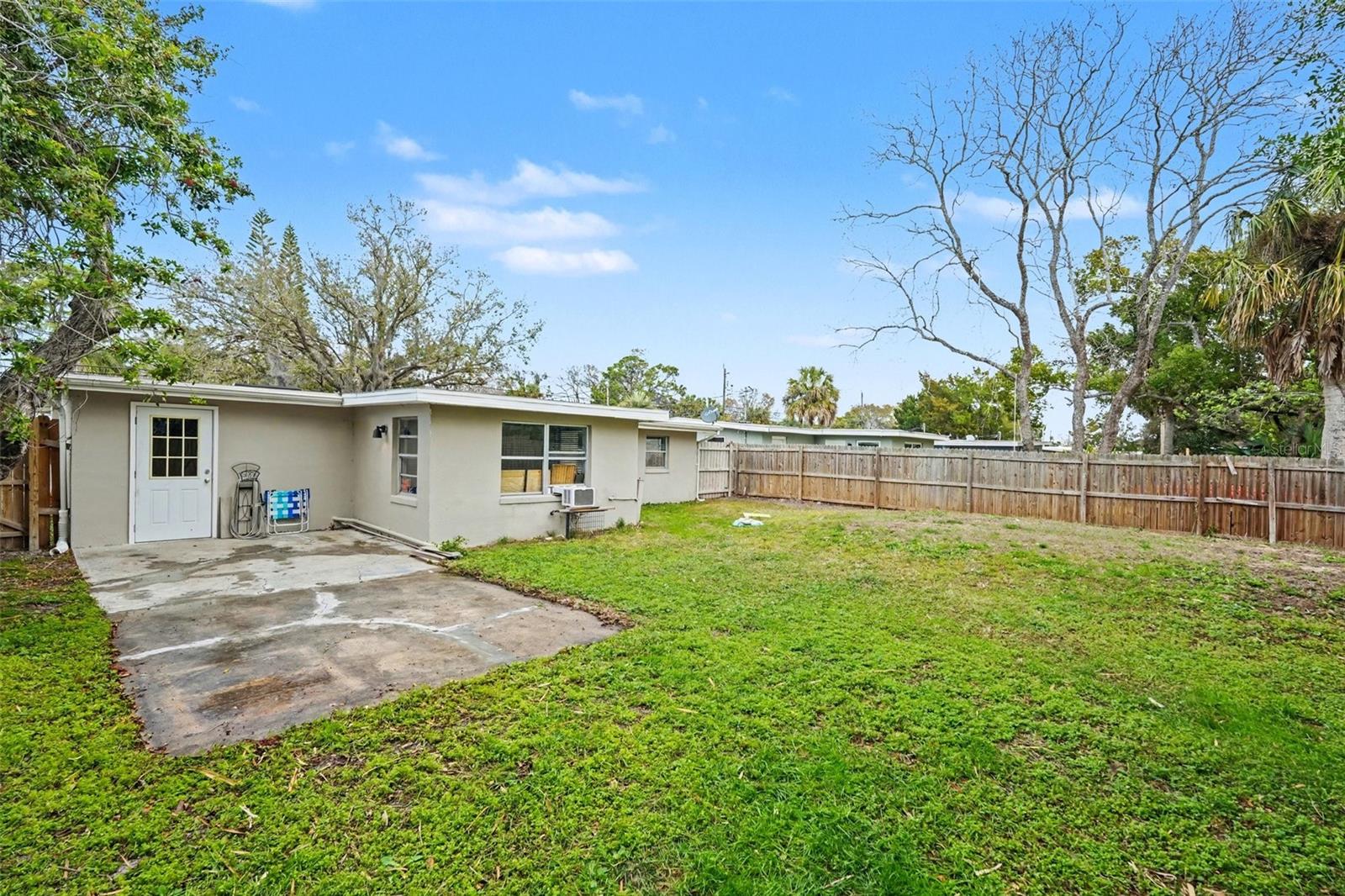 BROWN ACRES - Residential