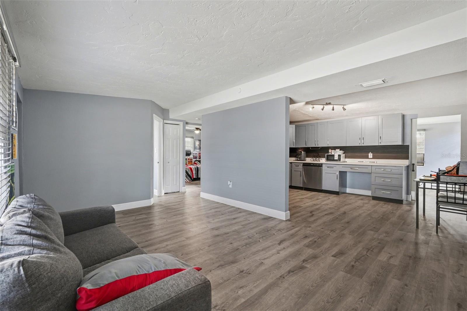 BROWN ACRES - Residential