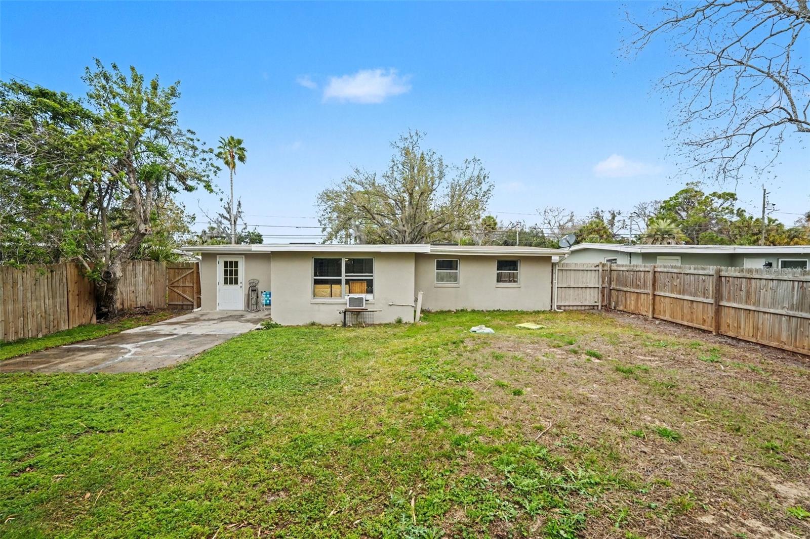 BROWN ACRES - Residential