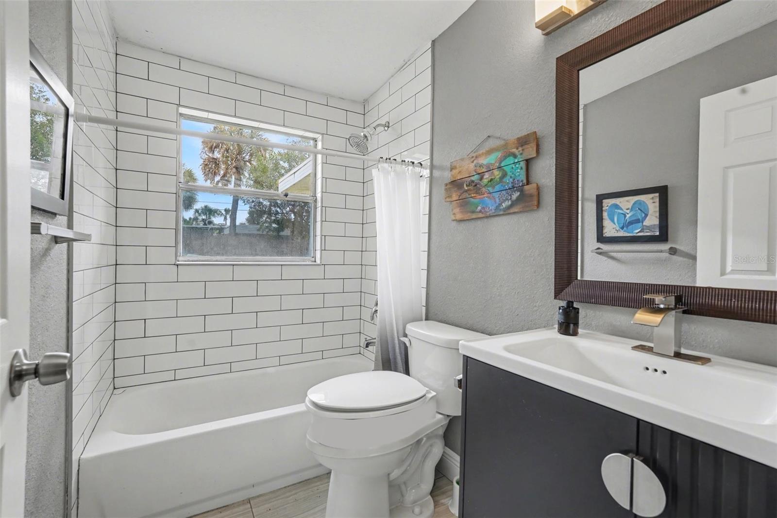 BROWN ACRES - Residential