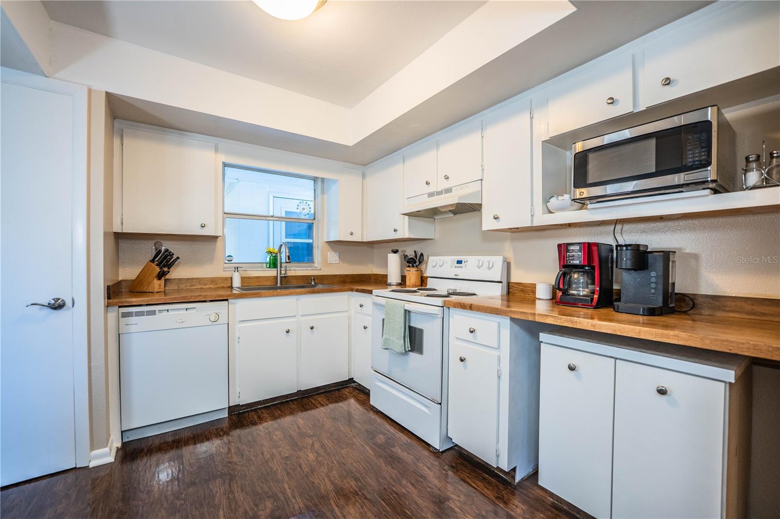 IMPERIAL SOUTHGATE VILLAS SEC 02 - Residential