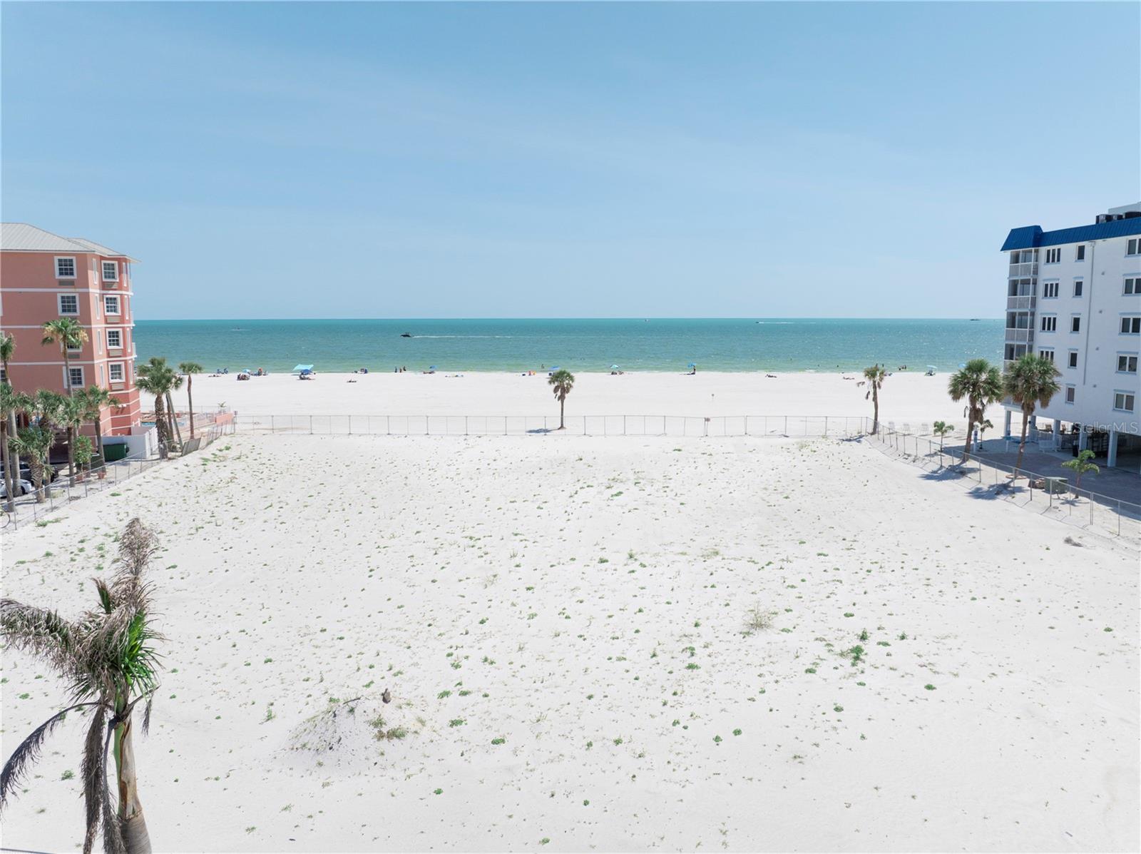 ROYAL BEACH CLUB CONDO - Commercial Sale