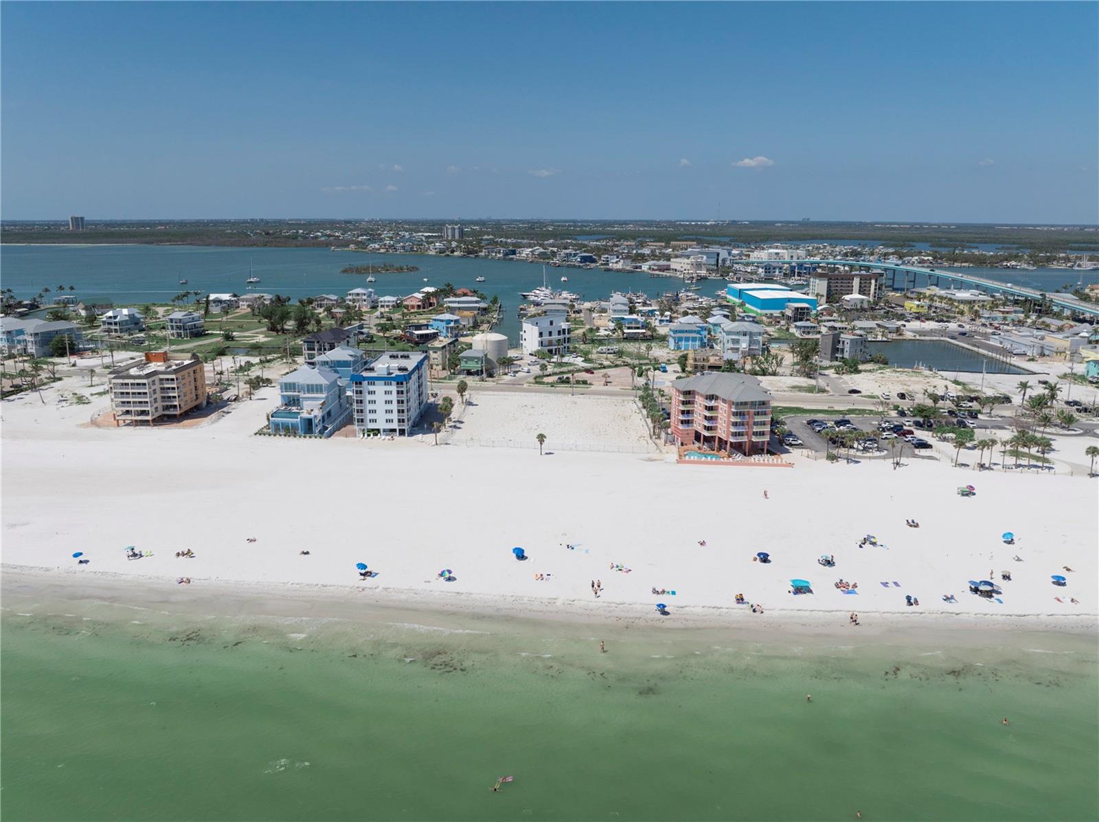 ROYAL BEACH CLUB CONDO - Commercial Sale