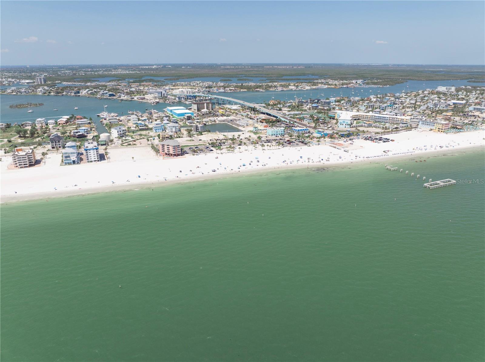ROYAL BEACH CLUB CONDO - Commercial Sale
