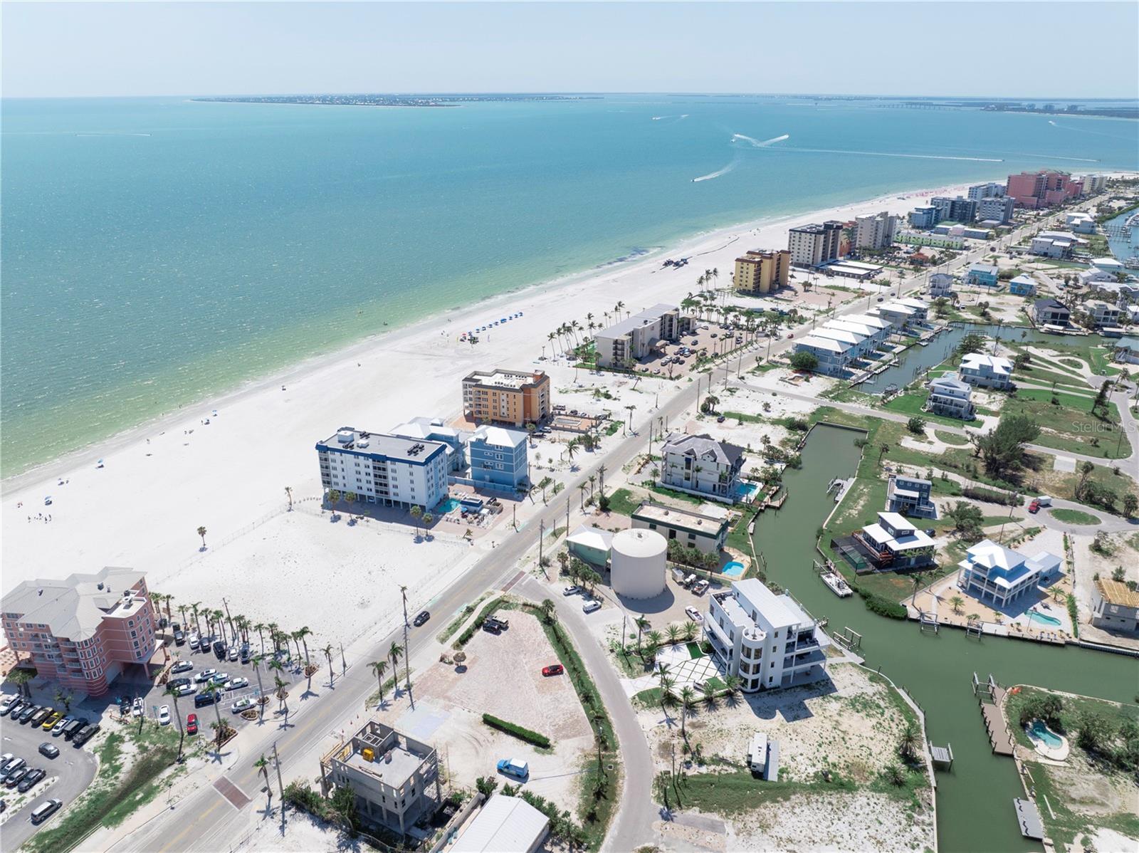 ROYAL BEACH CLUB CONDO - Commercial Sale