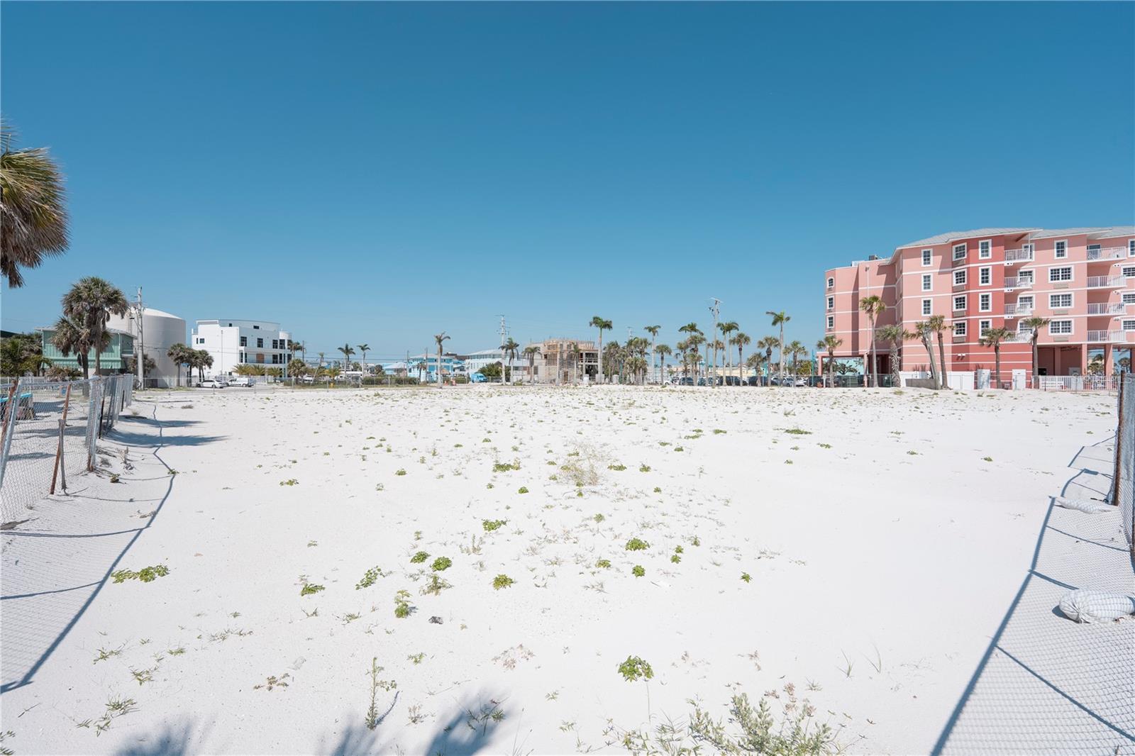 ROYAL BEACH CLUB CONDO - Commercial Sale