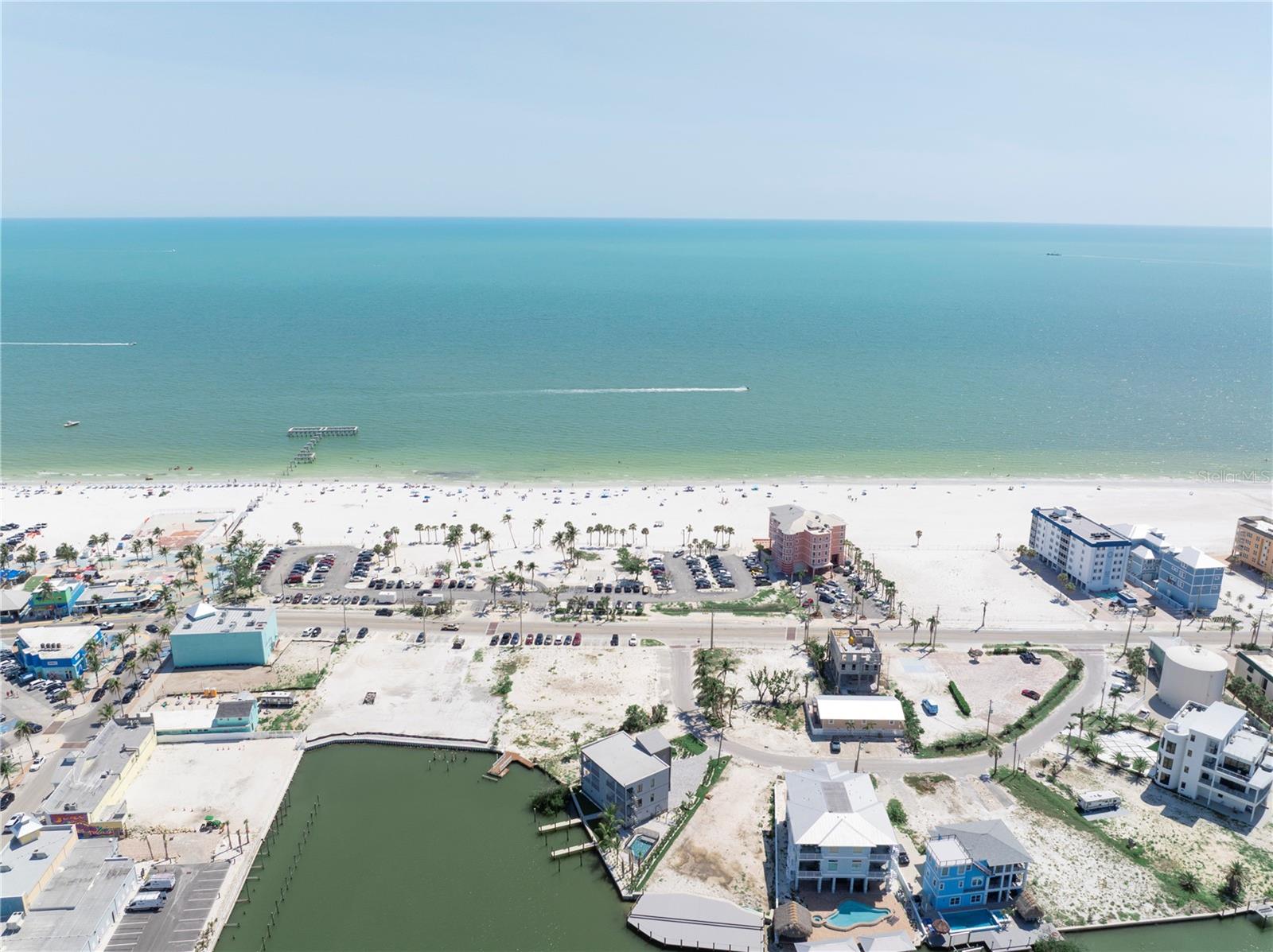 ROYAL BEACH CLUB CONDO - Commercial Sale