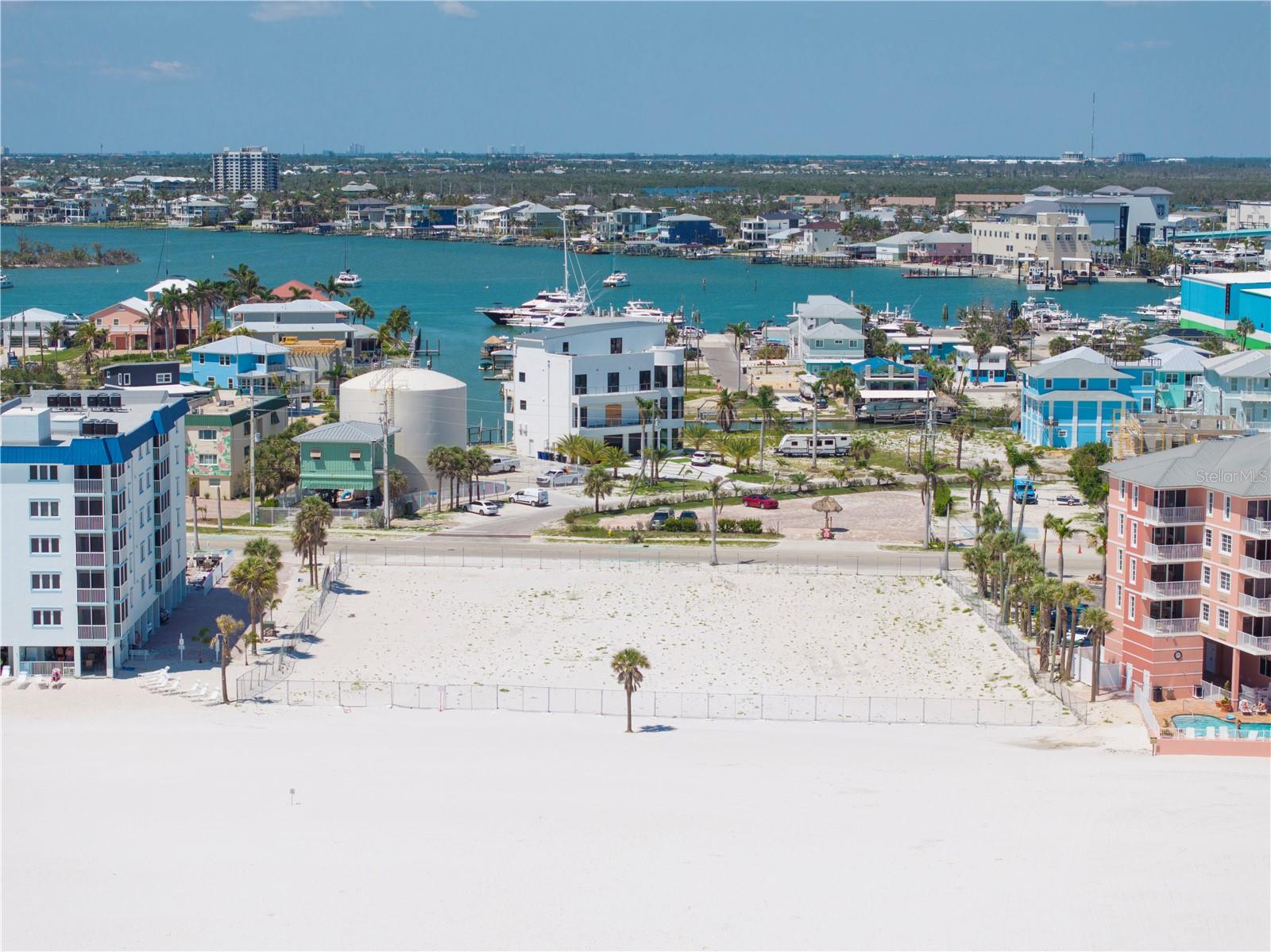 ROYAL BEACH CLUB CONDO - Commercial Sale