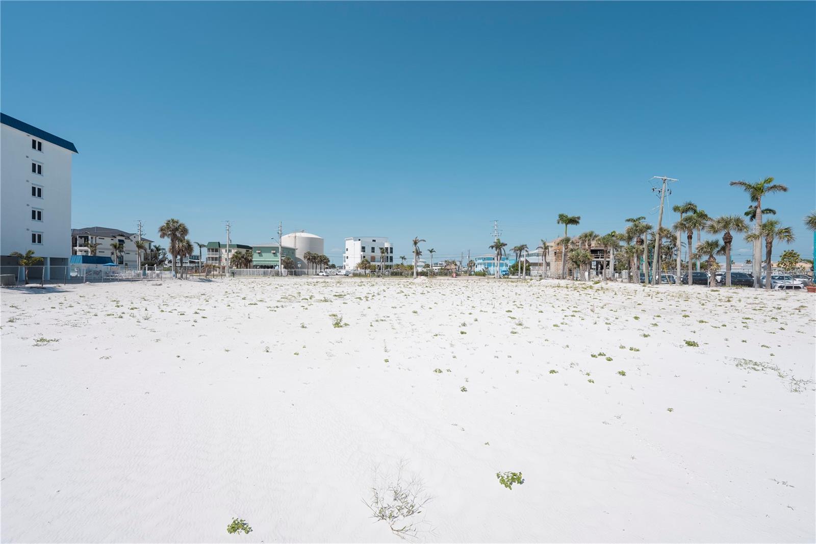 ROYAL BEACH CLUB CONDO - Commercial Sale