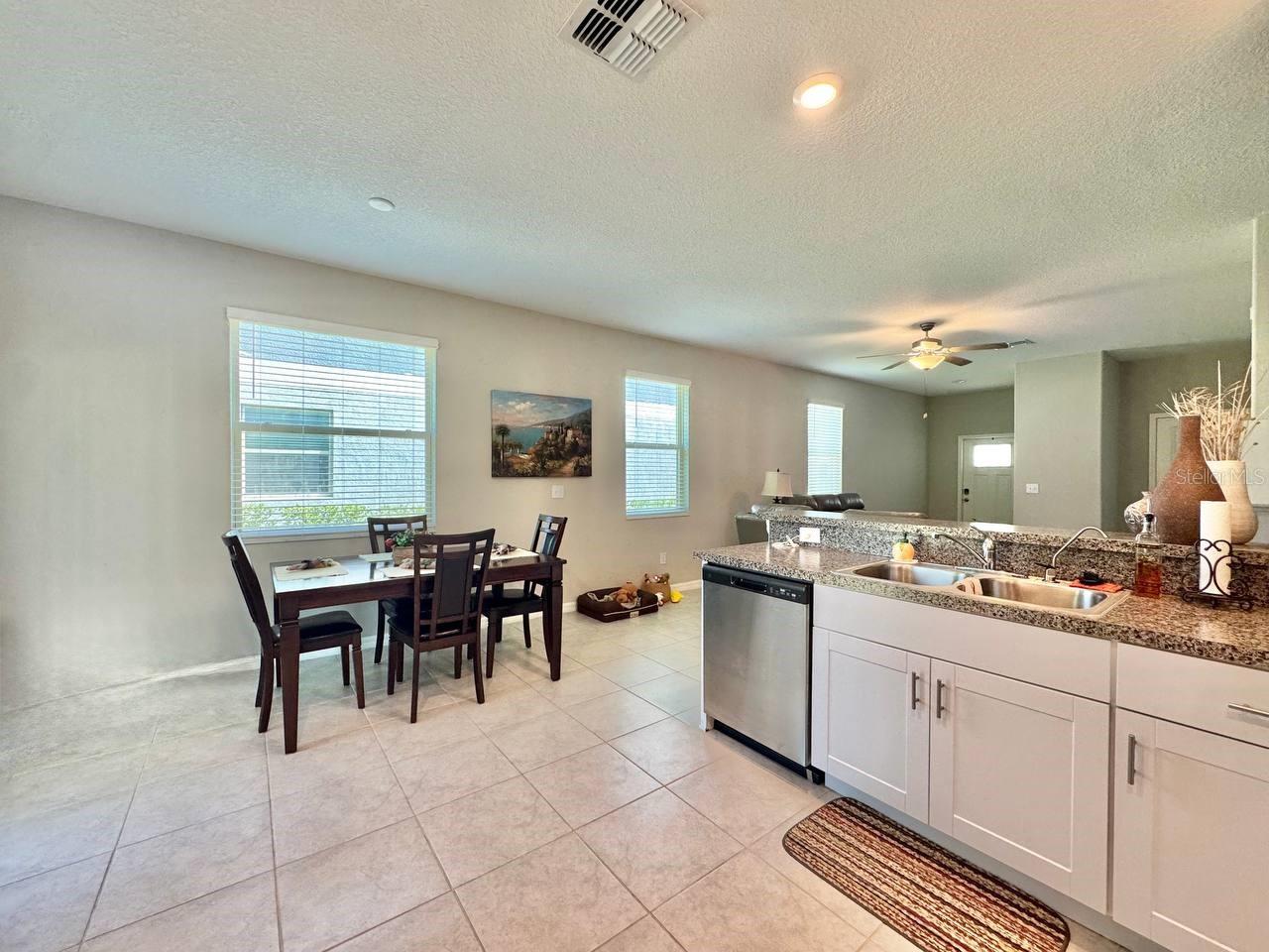 MEADOW POINTE 4 TWNHMS HAVEN P - Residential Lease