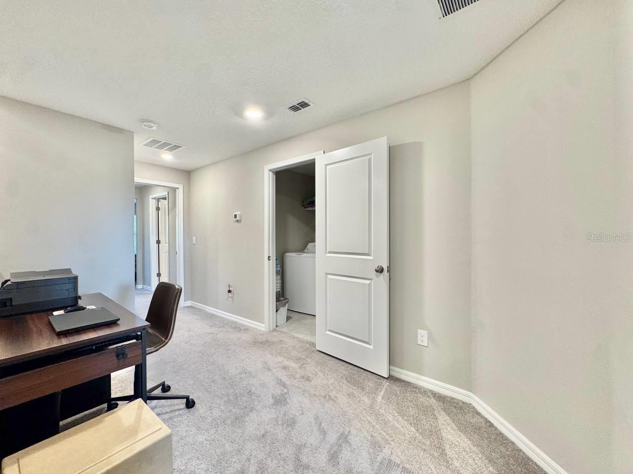 MEADOW POINTE 4 TWNHMS HAVEN P - Residential Lease