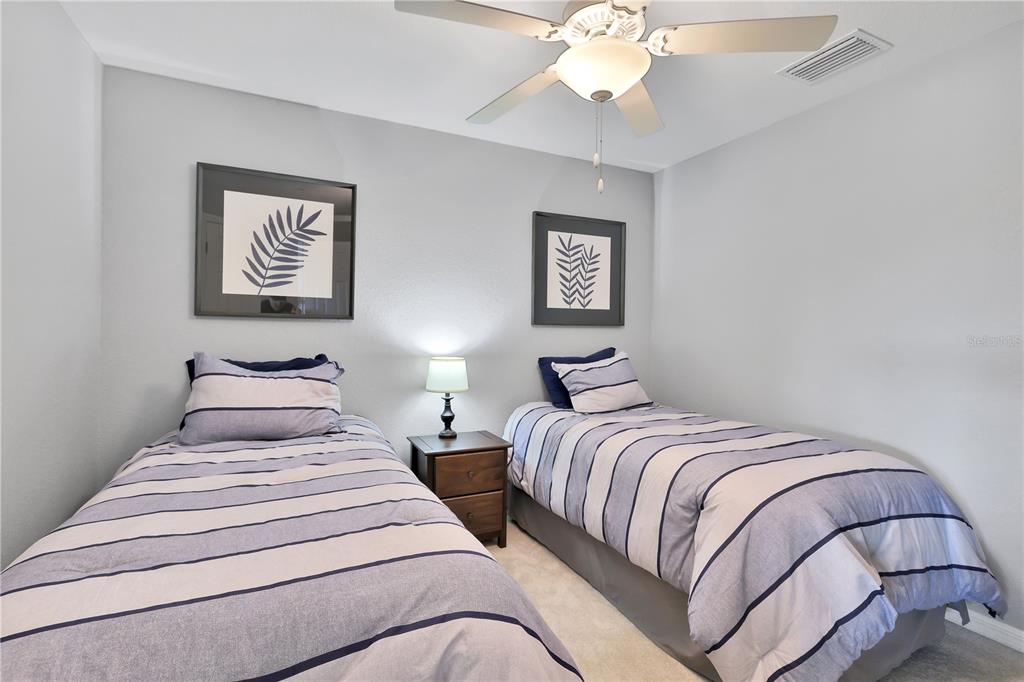 VERANDA IV AT LAKEWOOD NATIONAL PH IV - Residential Lease