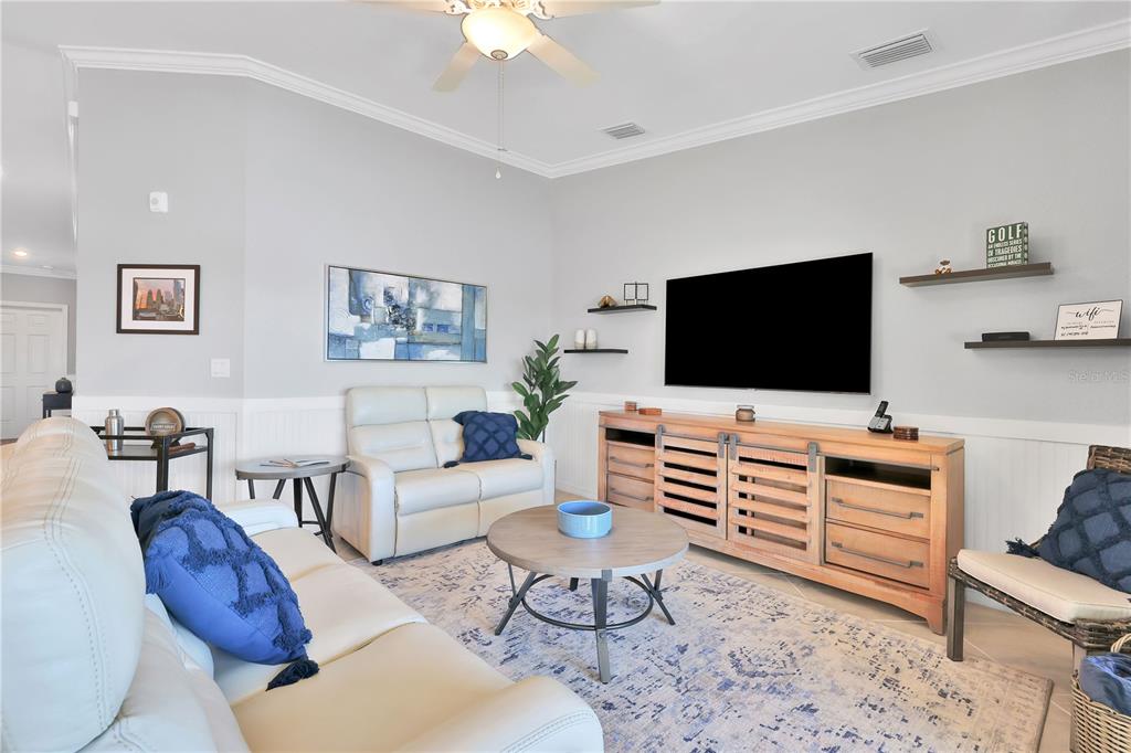 VERANDA IV AT LAKEWOOD NATIONAL PH IV - Residential Lease