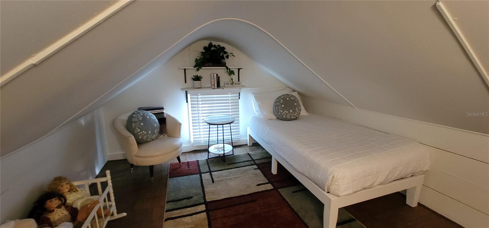 PINECRAFT - Residential