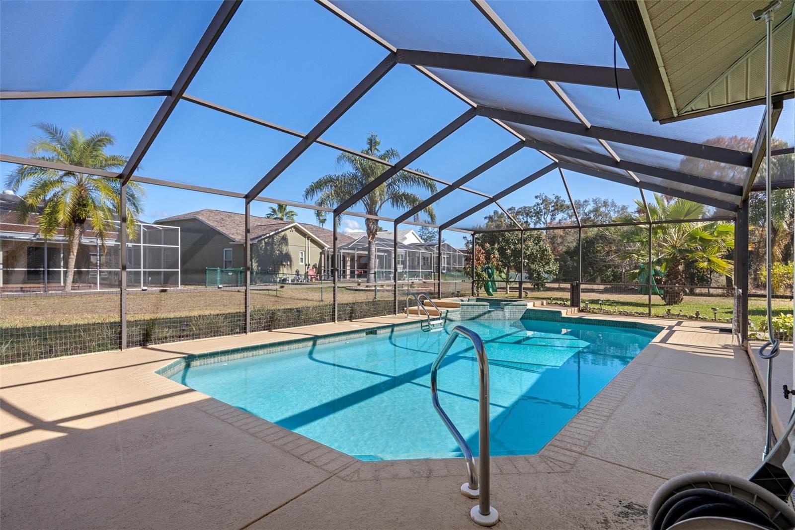 SEVEN HILLS - Residential