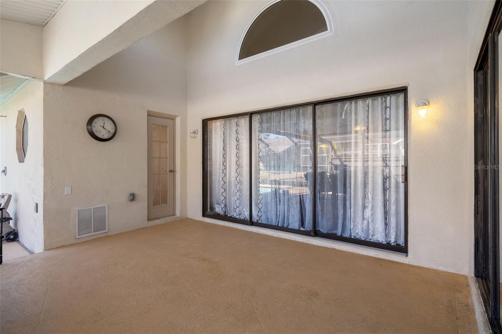 SEVEN HILLS - Residential