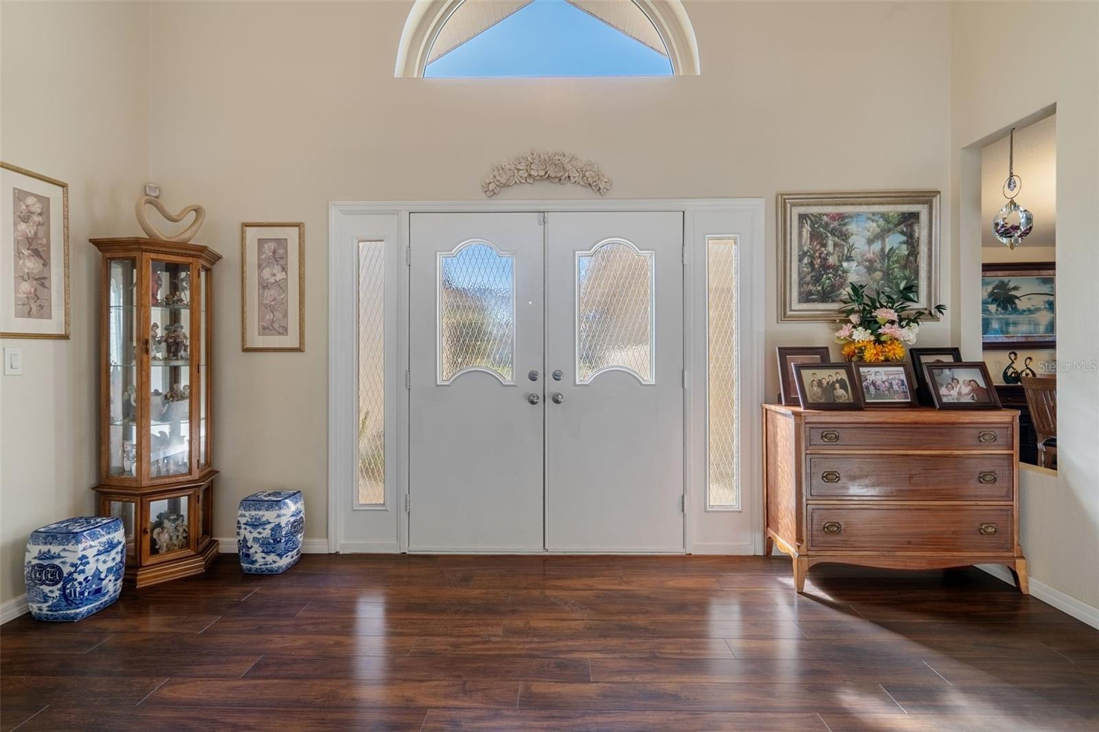 SEVEN HILLS - Residential