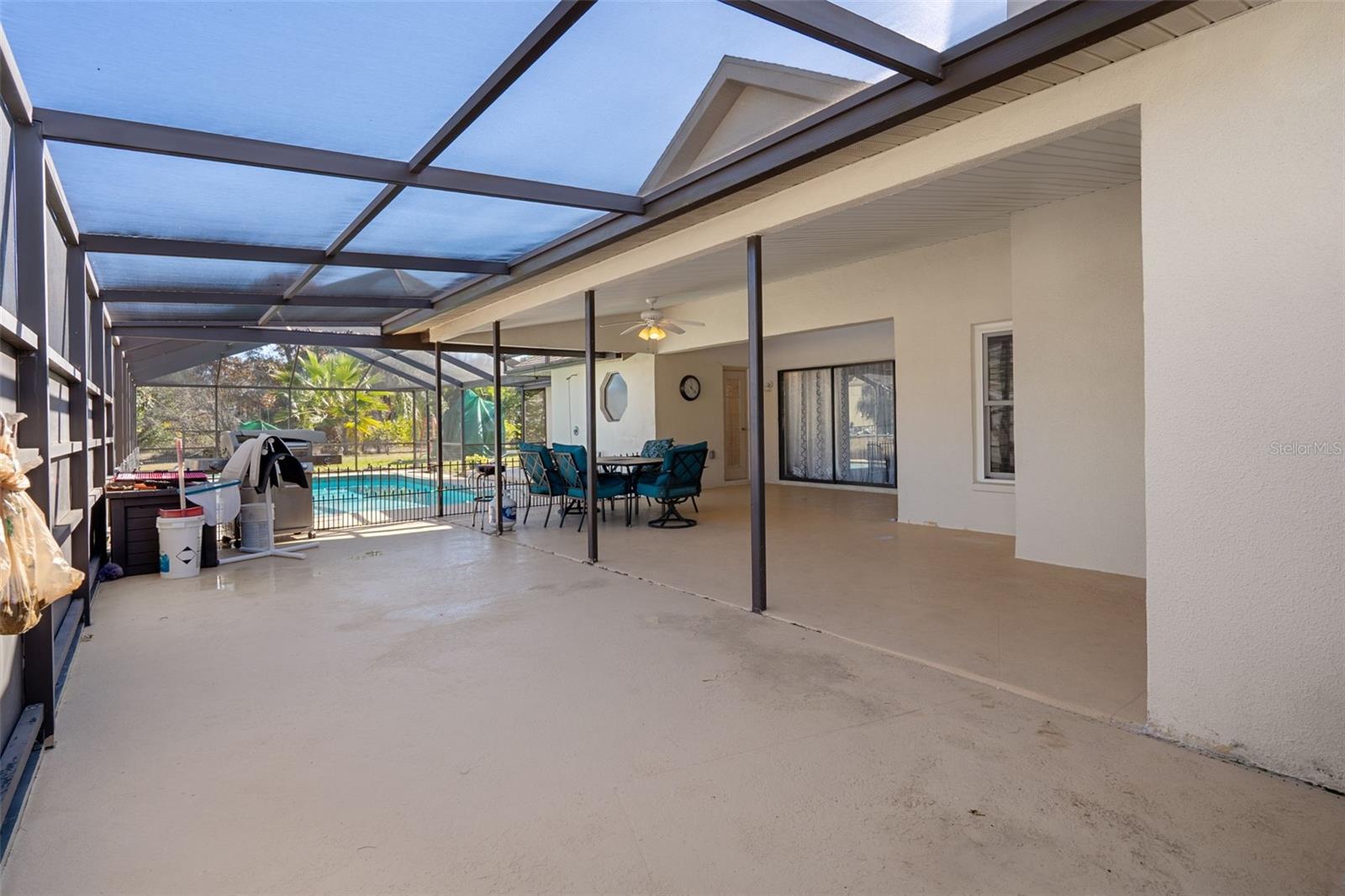 SEVEN HILLS - Residential