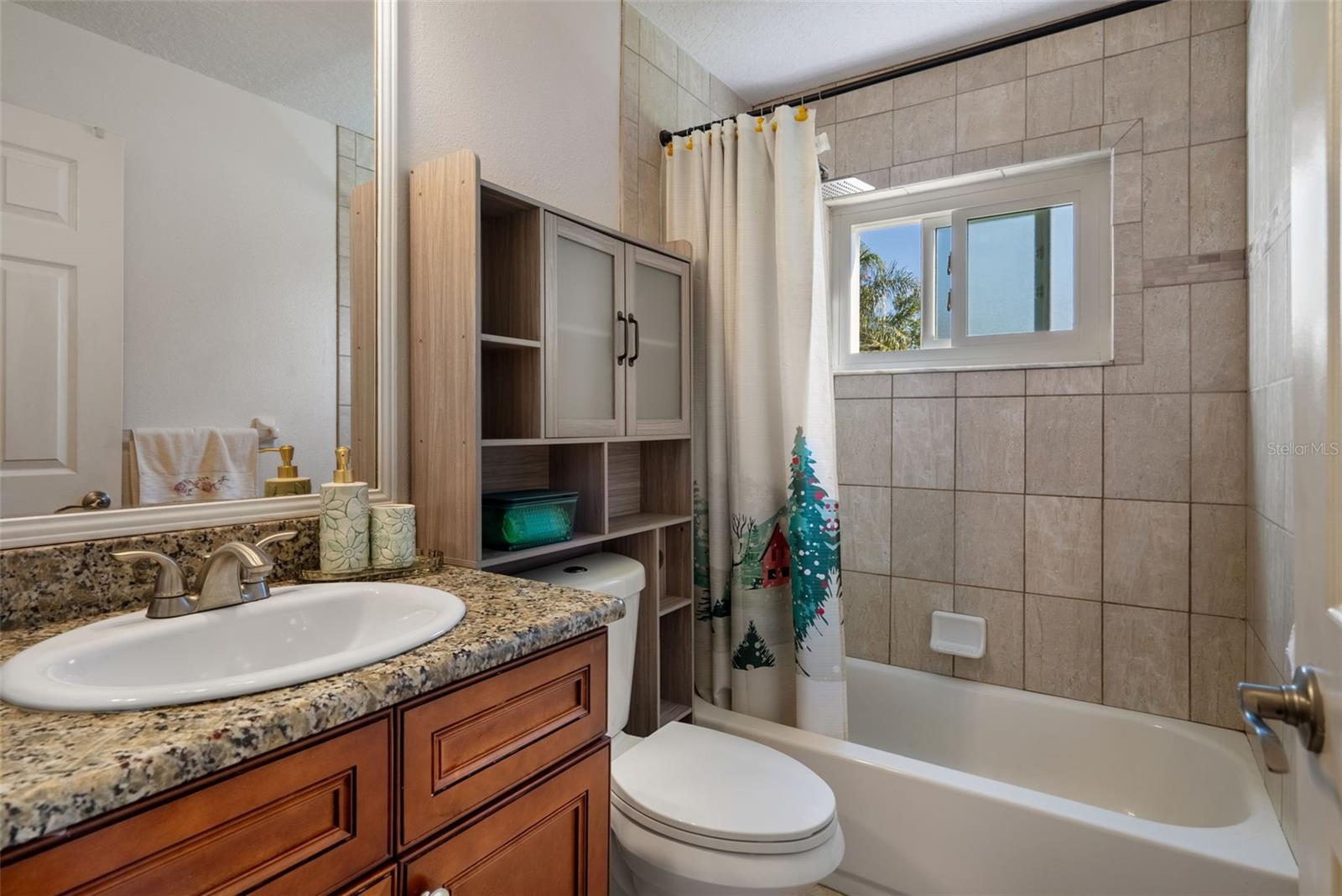 SEVEN HILLS - Residential