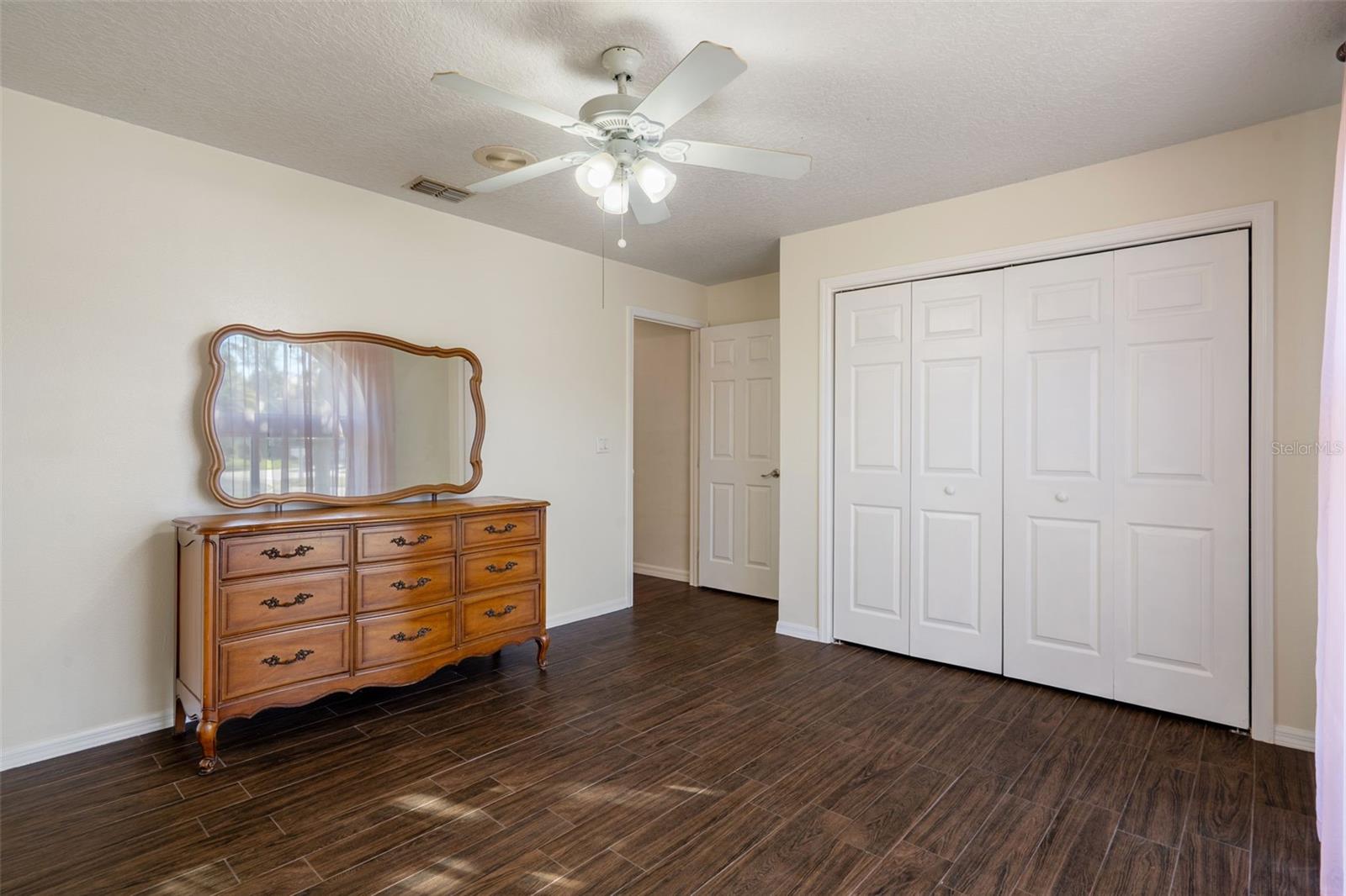 SEVEN HILLS - Residential