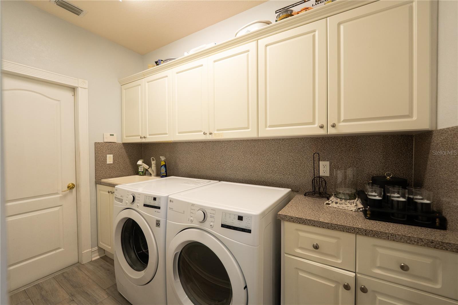 ROTONDA WEST WHITE MARSH - Residential